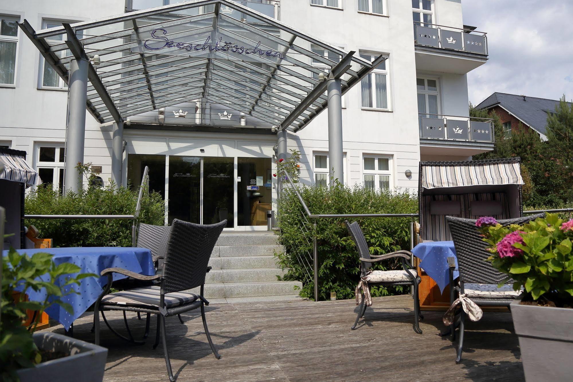 Aparthotel Seeschloesschen Цинновиц Экстерьер фото